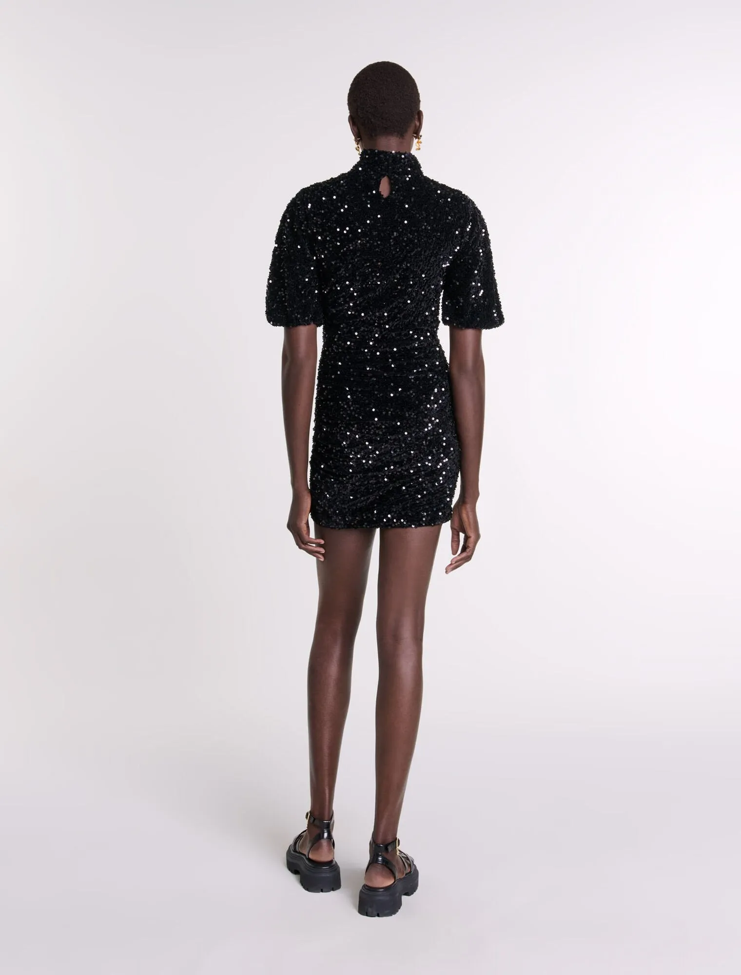 Short velvet and sequinned dress